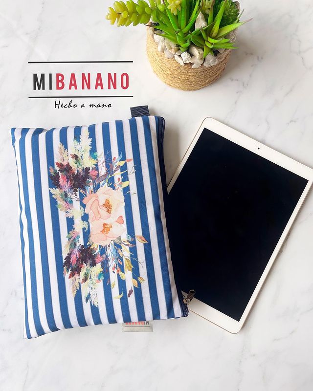 MiBanano-Cl-la-imagen-puede-contener-una-funda-para-tablet-y-una-tablet