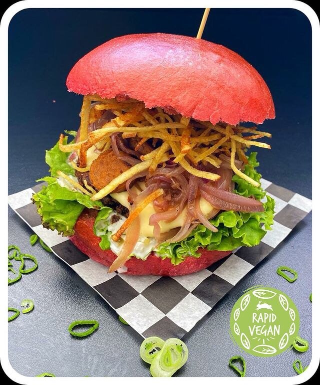 Rapid-vegan-iquique-la-imagen-puede-contener-hamburguesas