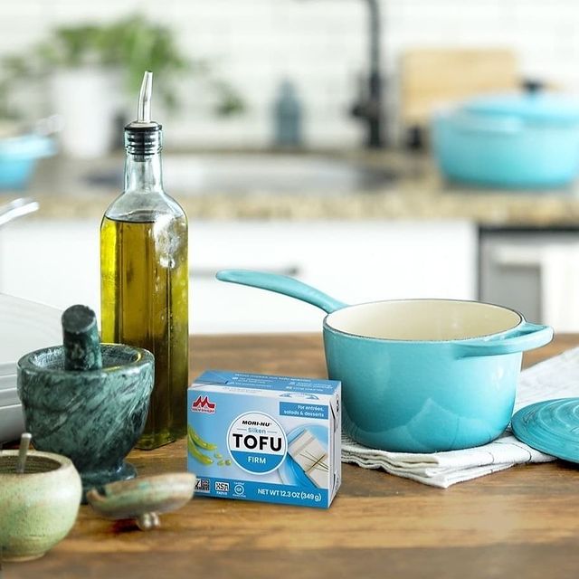 Tu-Mundo-Gourmet-Iquique-la-imagen-puede-contener-aceite-y-tofu